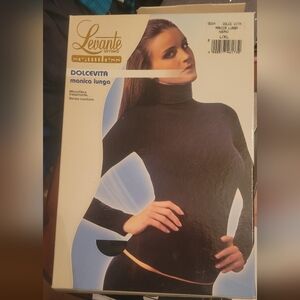 LevantecWomen's Black Turtleneck Sweater